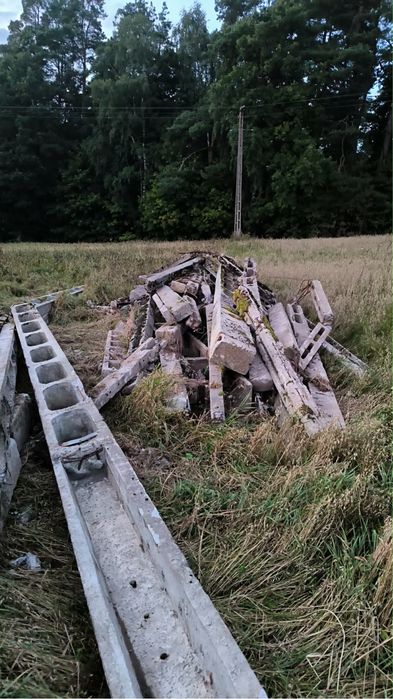 Słupy energetyczne