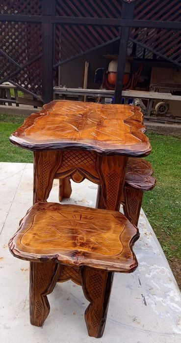 Стіл,стільці ручної роботи,різьблені дерев'яні,крісло стол