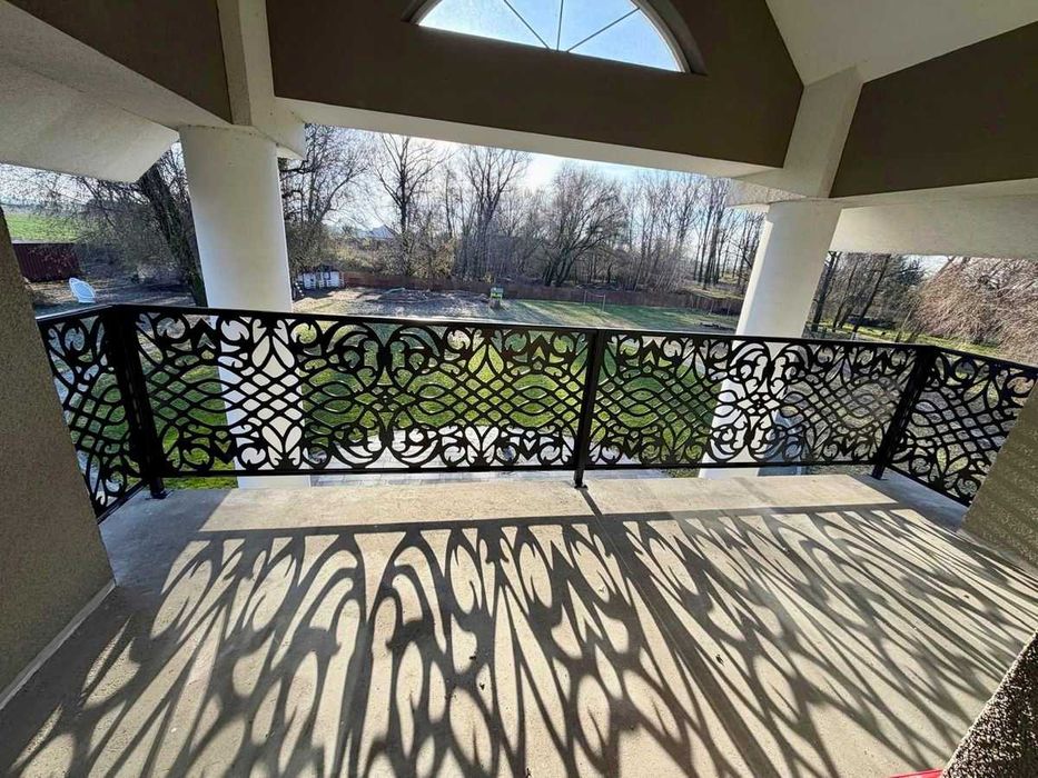 Balustrady balkonowe- wypełnienia balustrad metalowe-barierki balkon U