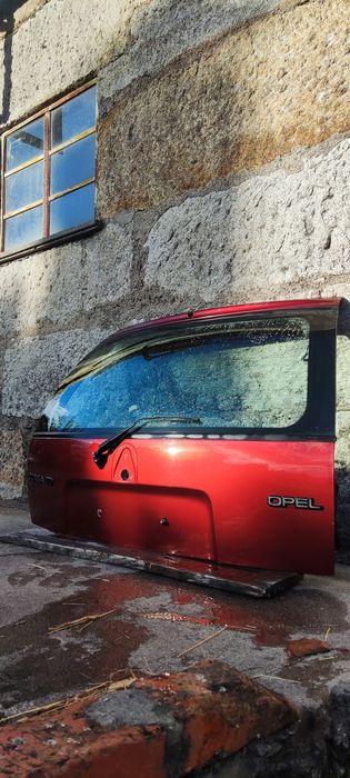 Portas do lado direito e traseira de Opel corsa b