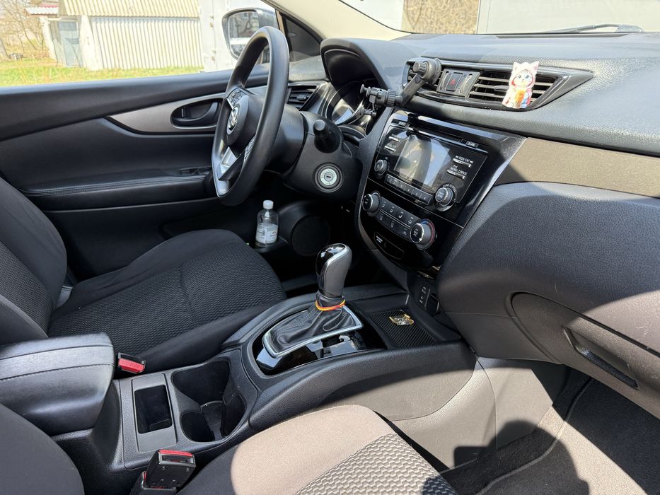 Nissan Roguer  sport  2018.