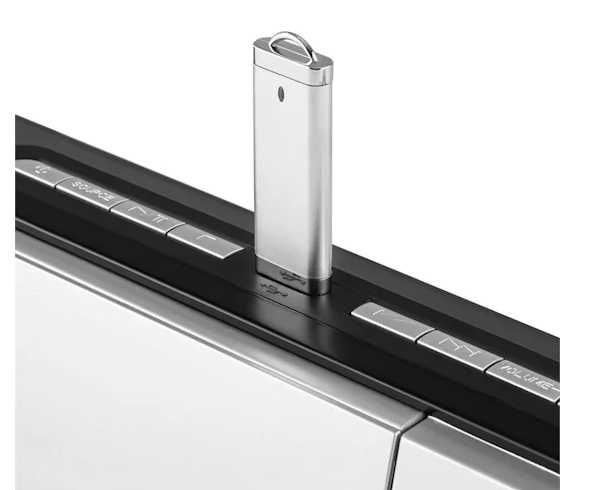 Проигрыватель USb cd FM OneConcept	
 V-15.Звук качественный