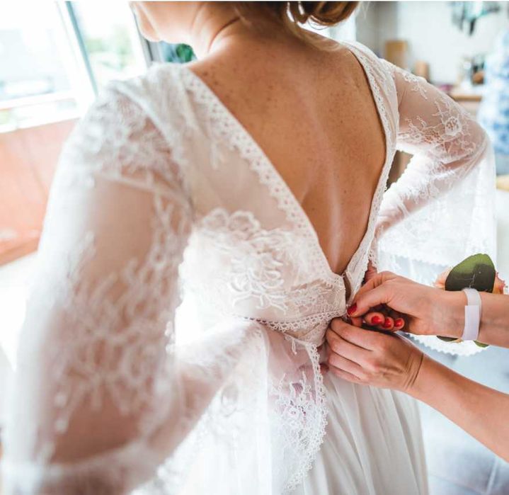 Unikatowa suknia ślubna boho z welonem, stan idealny