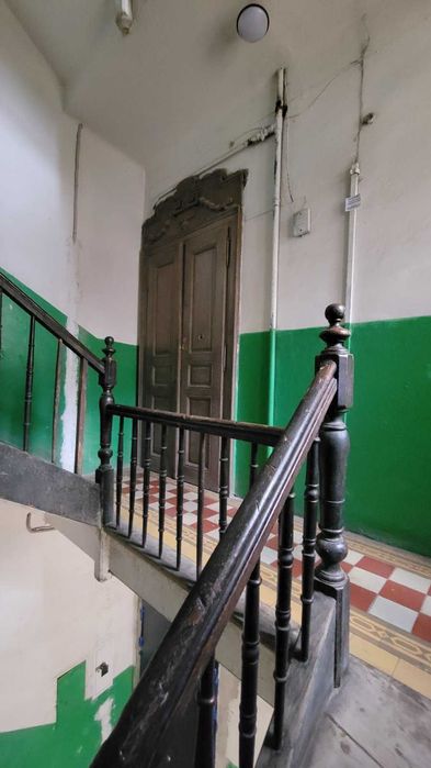 Продаж 2 кім.квартири вул.Леонтовича ЦЕНТР