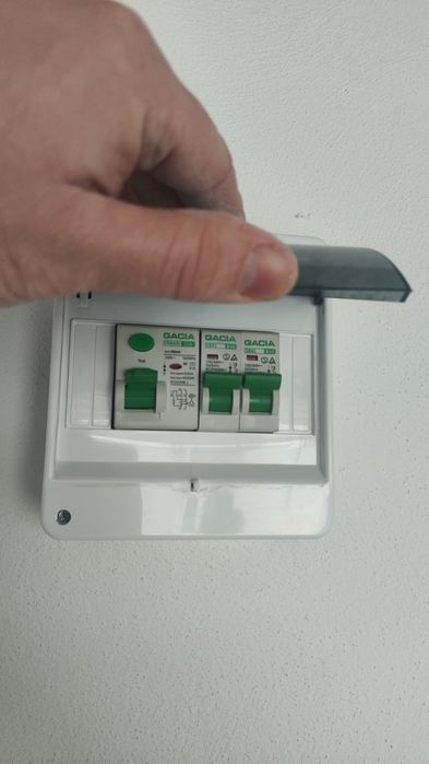 Garaż suchy i czysty, prąd Jar Watzenrodego, Strobanda Harmonia Botani