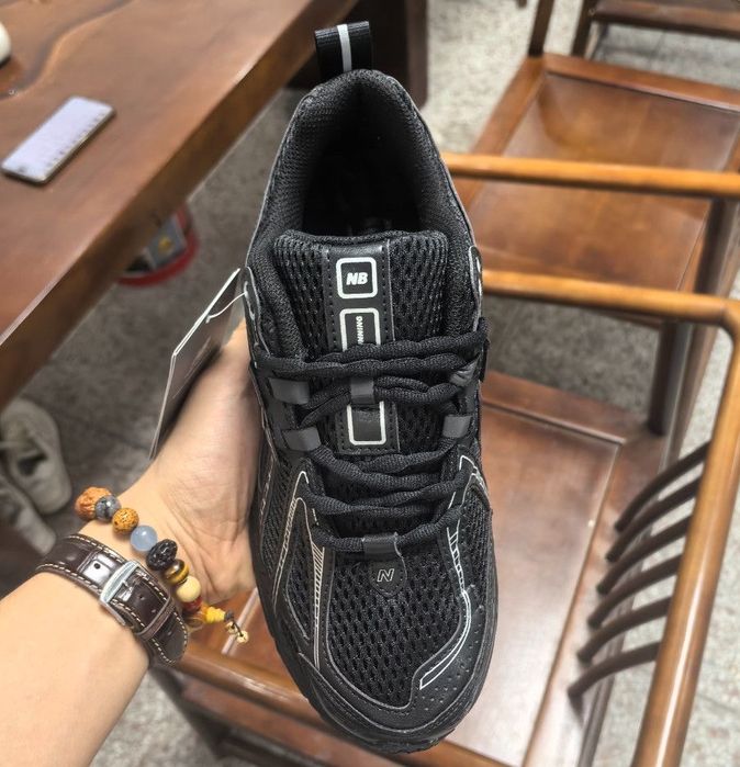 Кросівки New Balance 1906   45 розмір