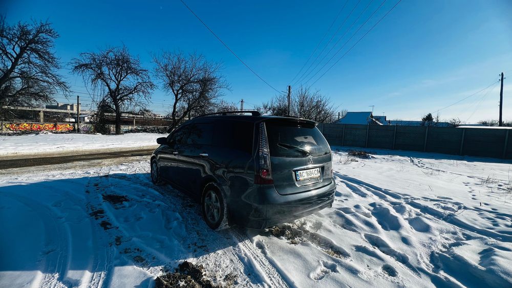 Мицюбиси грандис