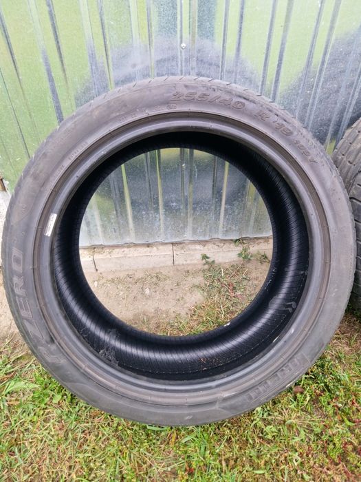 Sprzedam opony używane 2 szt. Perelli Pzero 255/40 R19  100Y