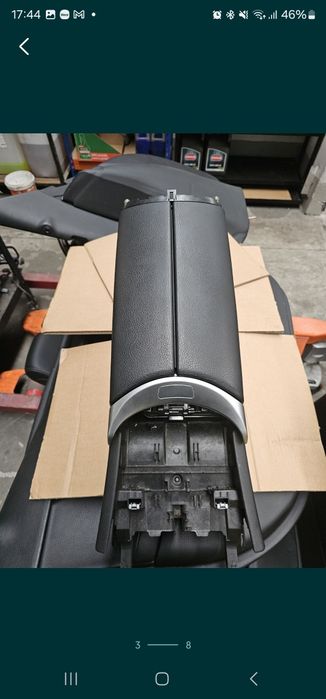 Apoio de braço e compartimento de arrumação para Mercedes c w205 !!!