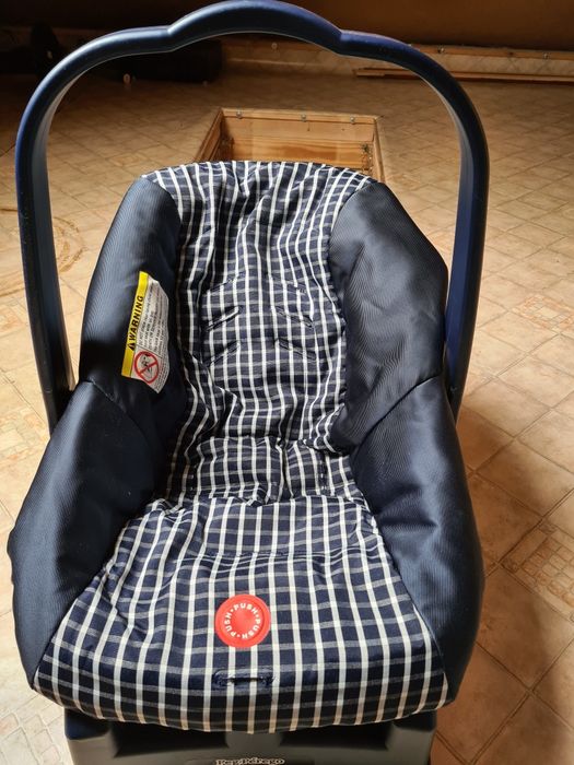 Fotelik samochodowy dla noworodka + baza