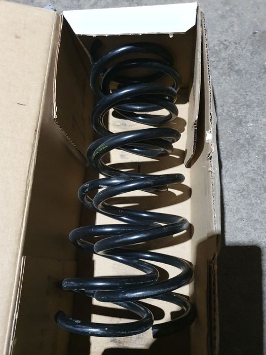 Витая пружина задн. Лев/Прав VOLVO C30, V50