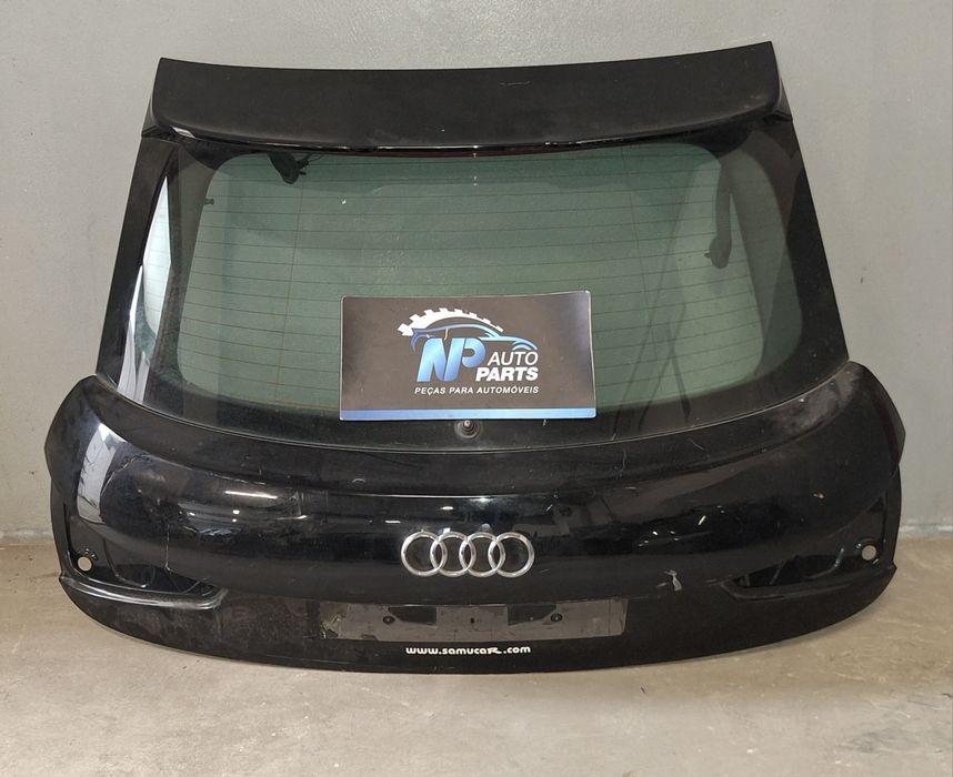 Tampa da mala Audi A1