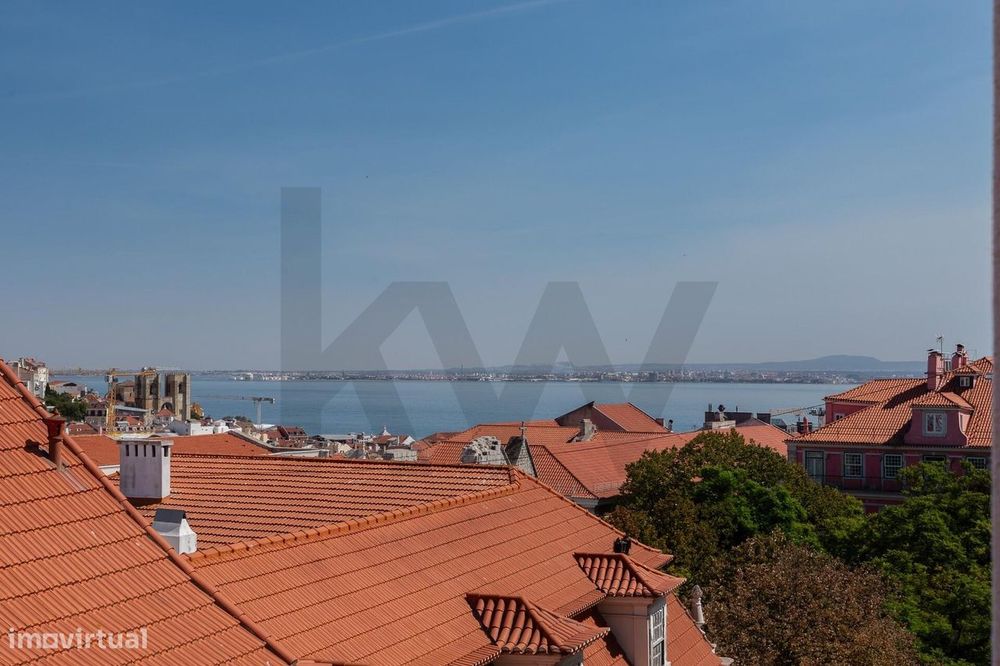Apartamento T5 no Chiado com Vista Privilegiada