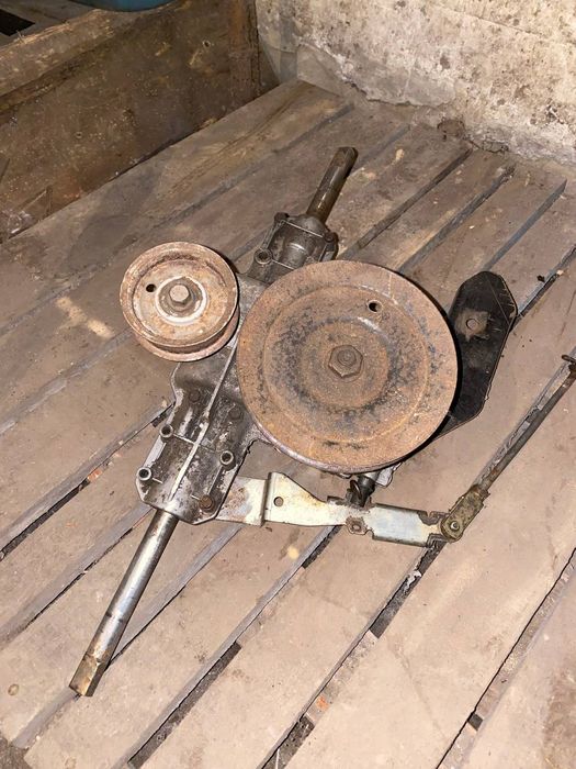 Коробка передач на трактор газонокосарку