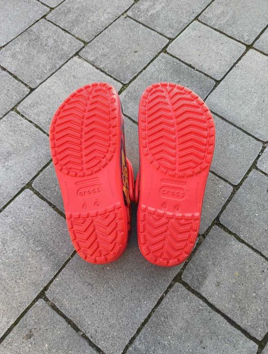 Crocs lighting McQueen