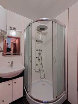 Продам 3-кімнатну квартиру, Калинова