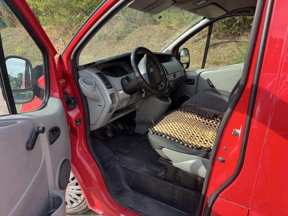 Opel Vivaro груз пасс