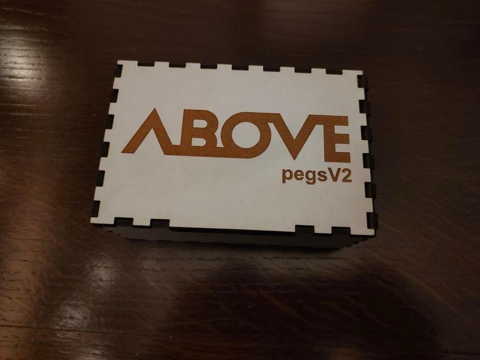 Pegi Above v2 + nowe nakładki