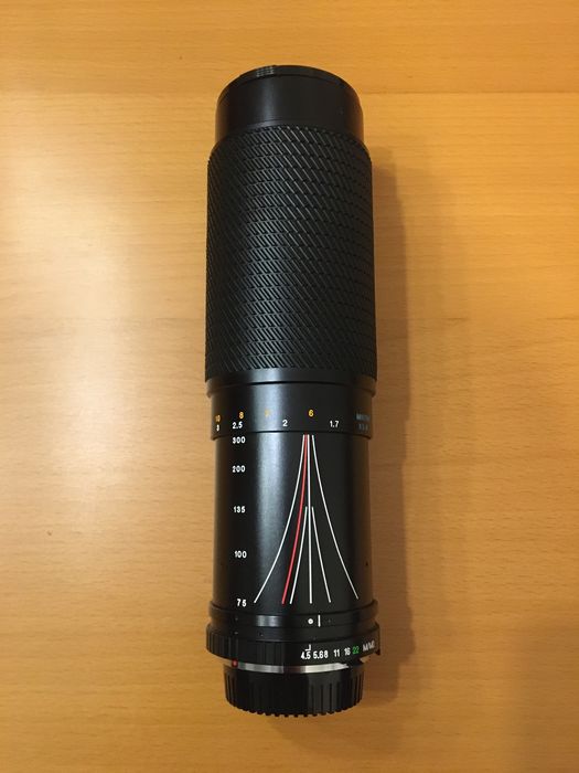 Vendo diverso material fotografia