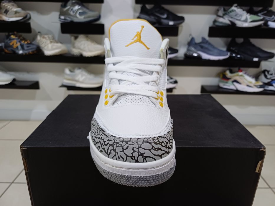 Кросівки чоловічі Jordan 3 Retro