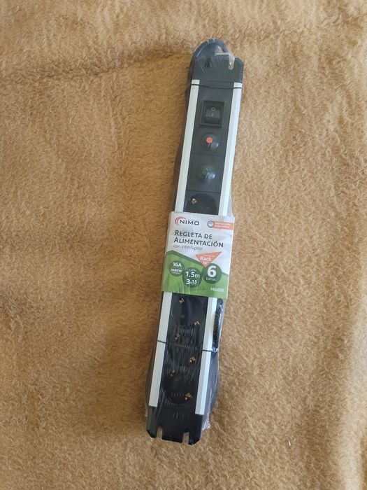 Tomada tripla 6 entr