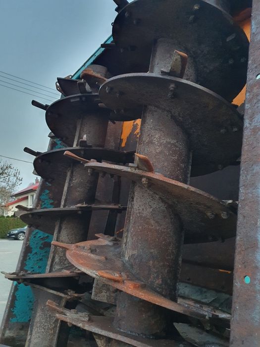 Rozrzutnik obornika Rolland Rollforce 5514 Własna hydraulika Gilotyna