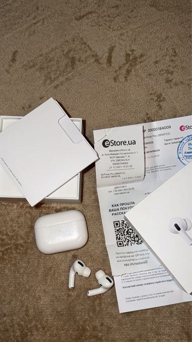 AirPods Pro (оригінал)