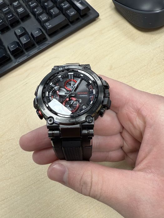 Casio G-shock mtg b-1000 часы