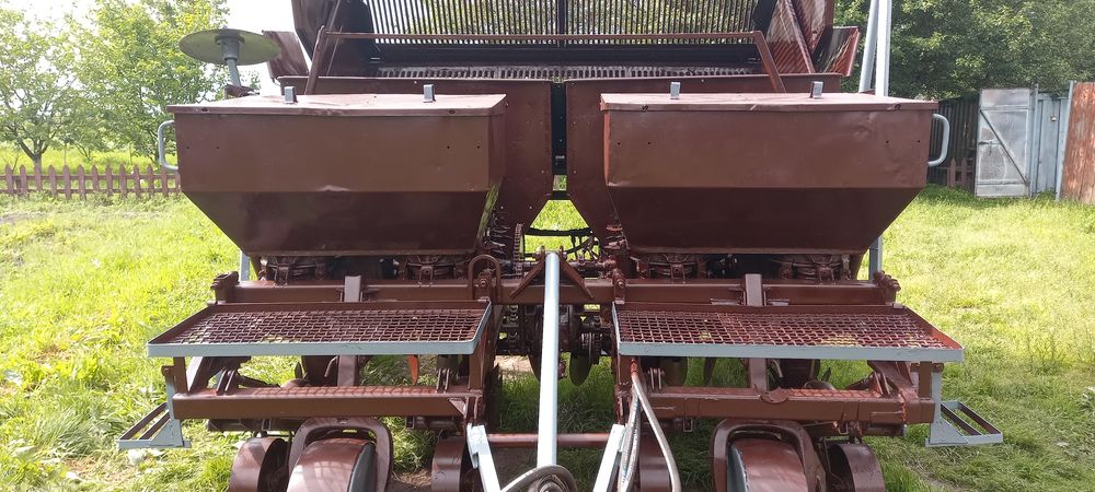 Картоплесаджалка 4х рядна  причіпна КСМ 4а ідеальний стан