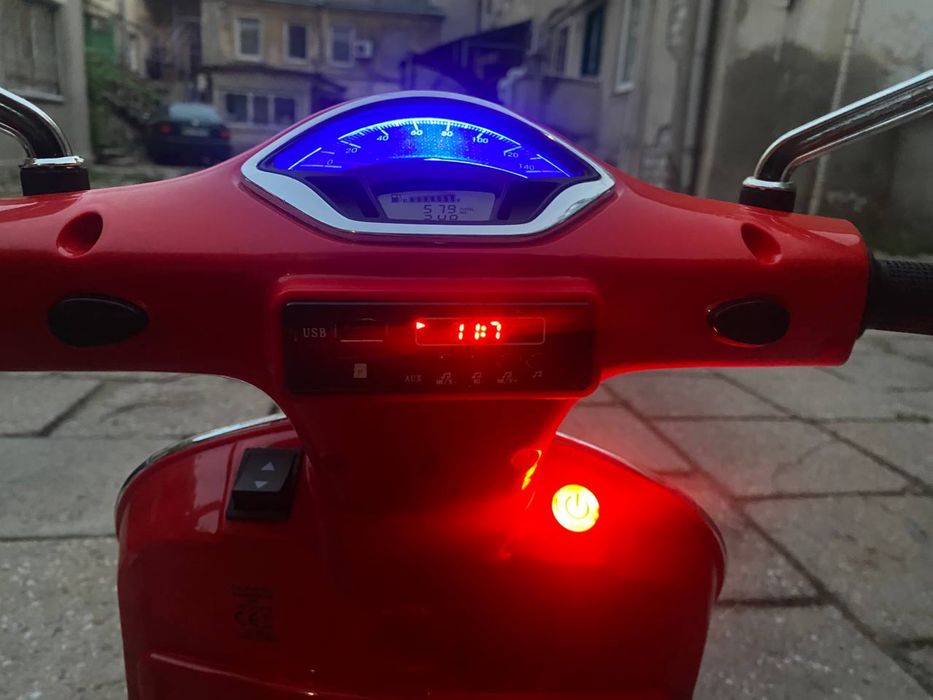 Продам скутер дитячій