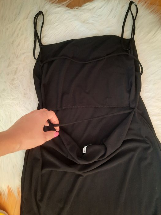 Długa sukienka wieczorowa