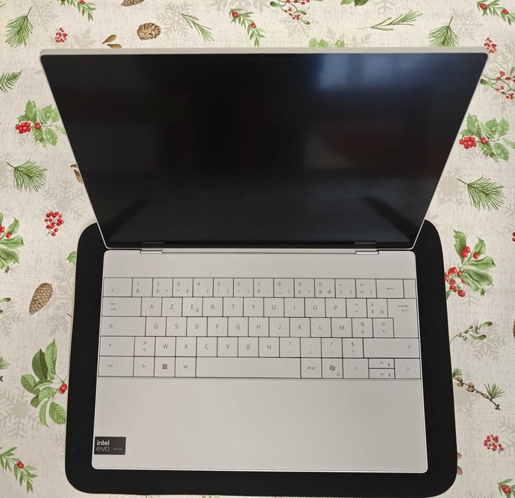 Dell XPS 9340 (Core Ultra 7 155H, 32GB RAM, 512GB SSD)