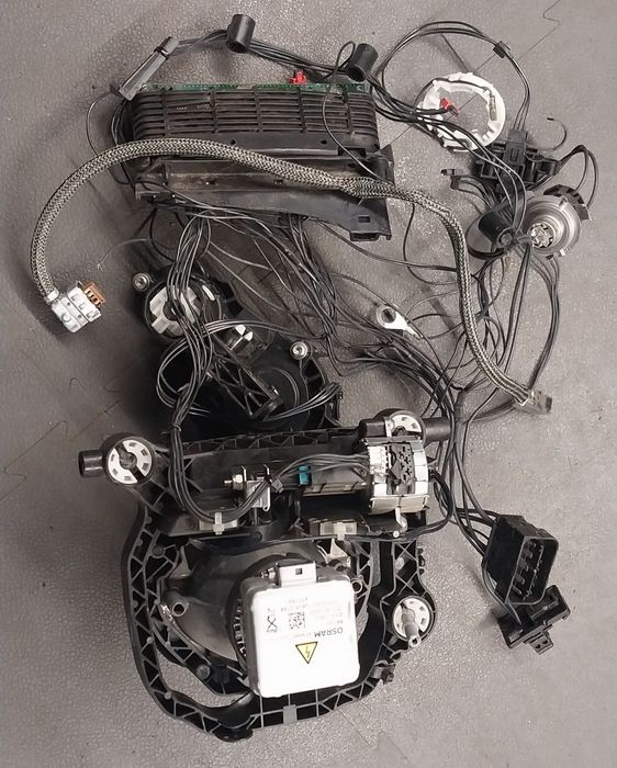 Bmw Бмв  f10 f11 проводка фар правая рест