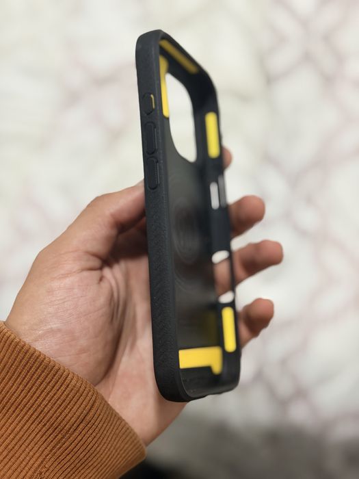 Capa Spigen iphone 16 Pro