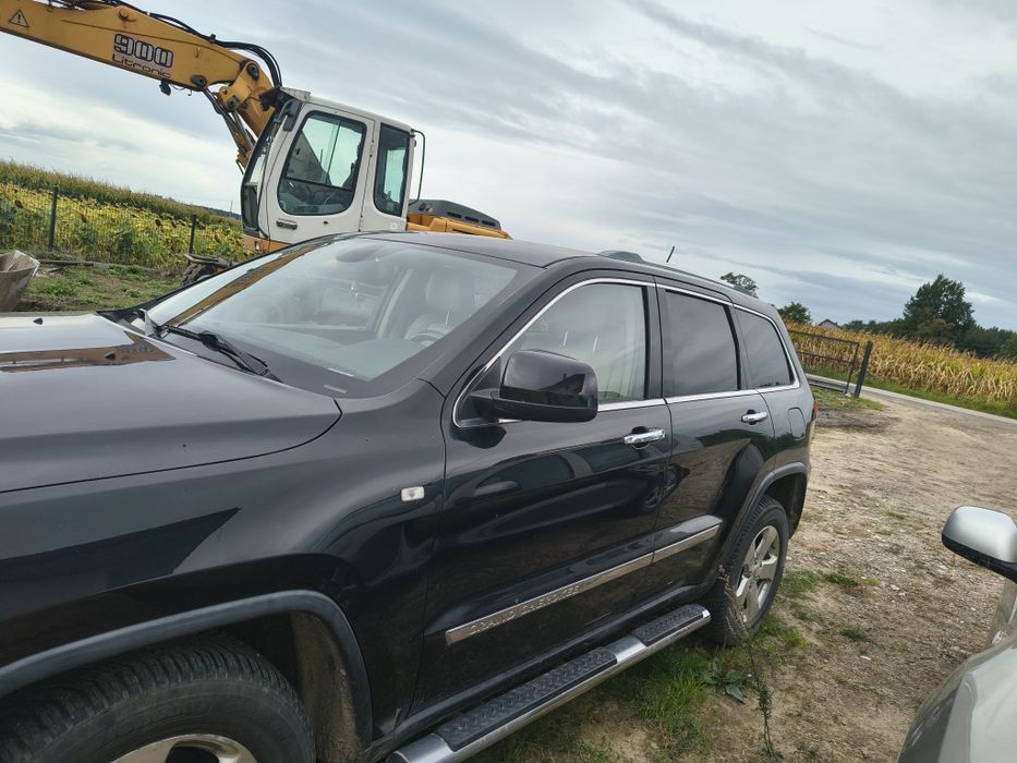 Sprzedam Jeepa Grand Cherokee