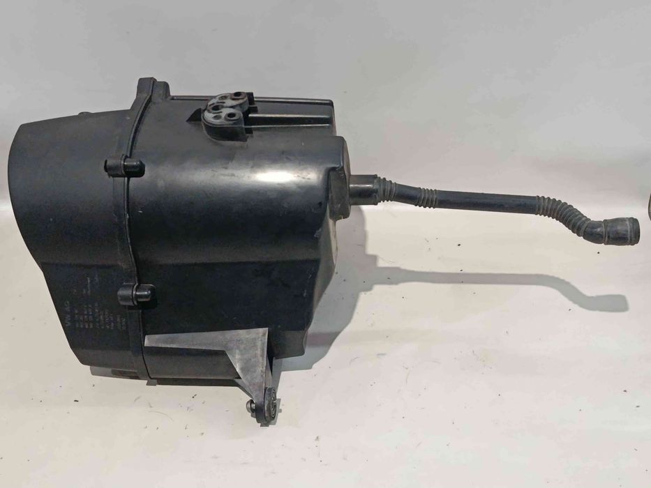Caixa filtro ar SKODA Rapid Liftback (NH3)