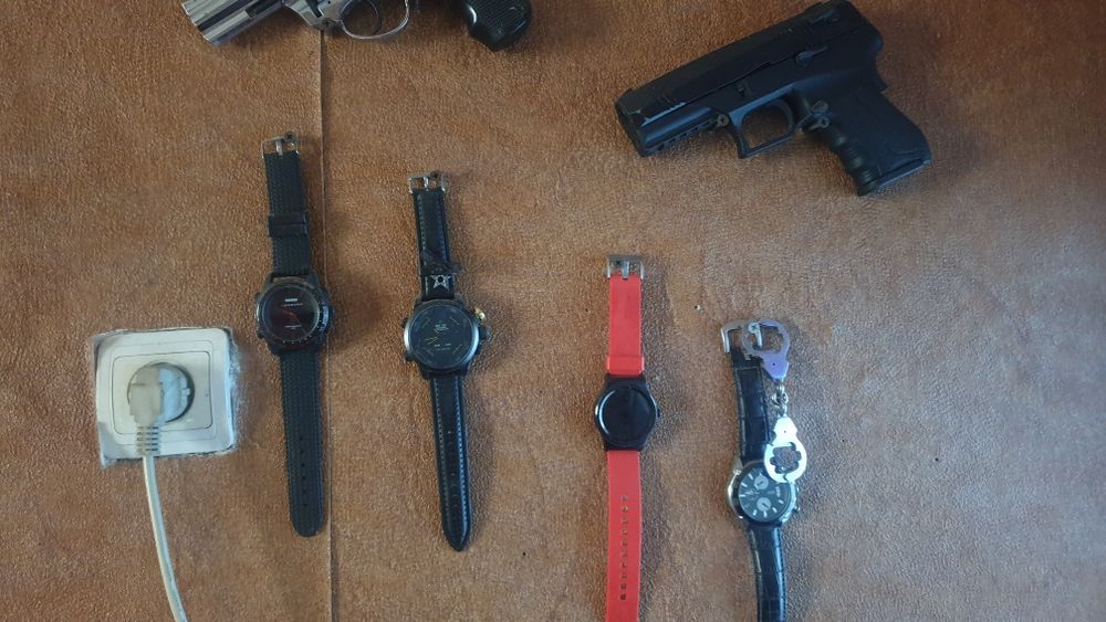 Наручные часы акции