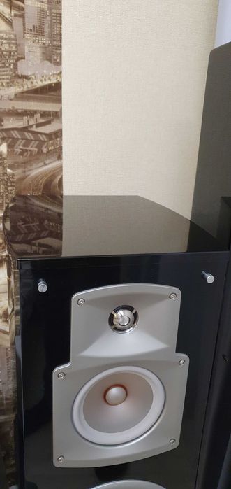 Колонки Yamaha NS 777