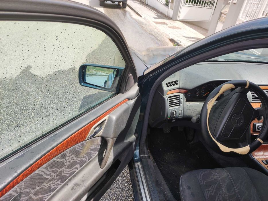 Mercedes E220 Diesel Classic