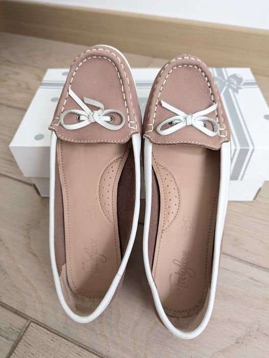 Топсайдери бежеві, натуральна шкіра, 36 розмір