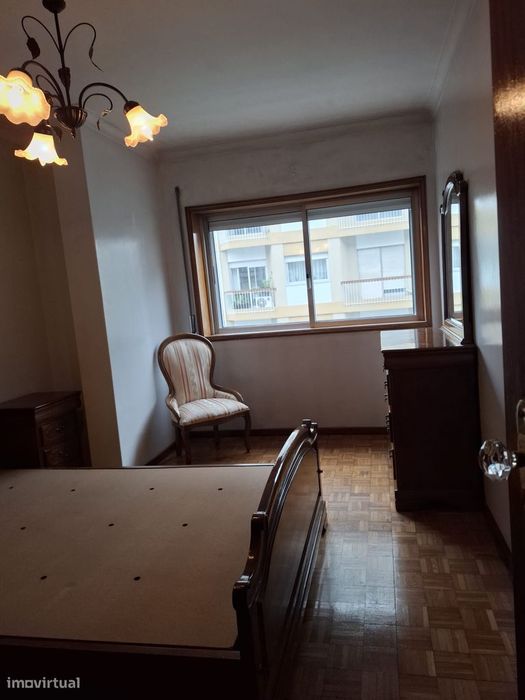 Apartamento T2 Av. Fernão de Magalhães