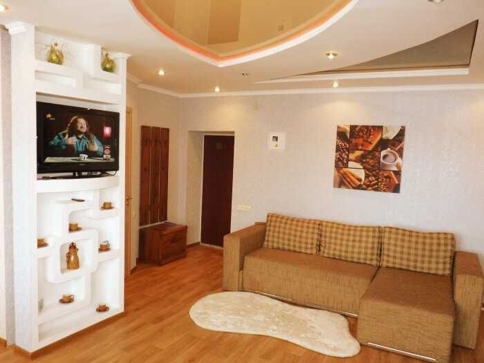 Подобово, посуточно. Двокімнатна квартира, центр, люкс