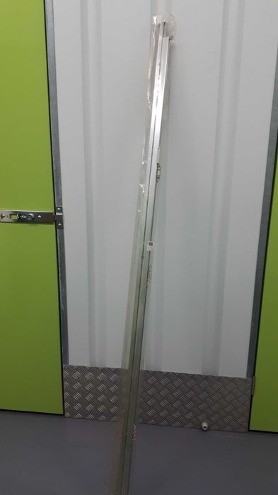 2 calhas para cortinados em alumínio com 1,85m