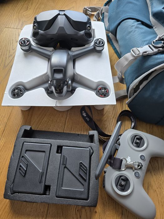 DJI FPV combo 3 baterie kontroler plecak
