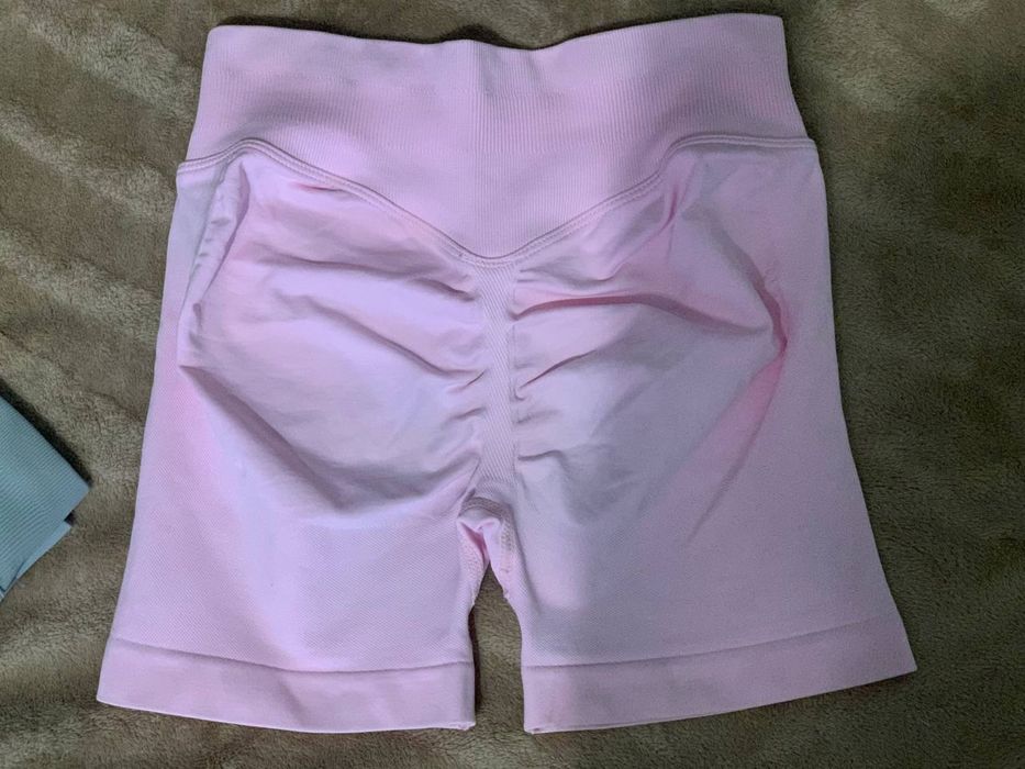 Спортивні велосипедки з V подібним поясом.