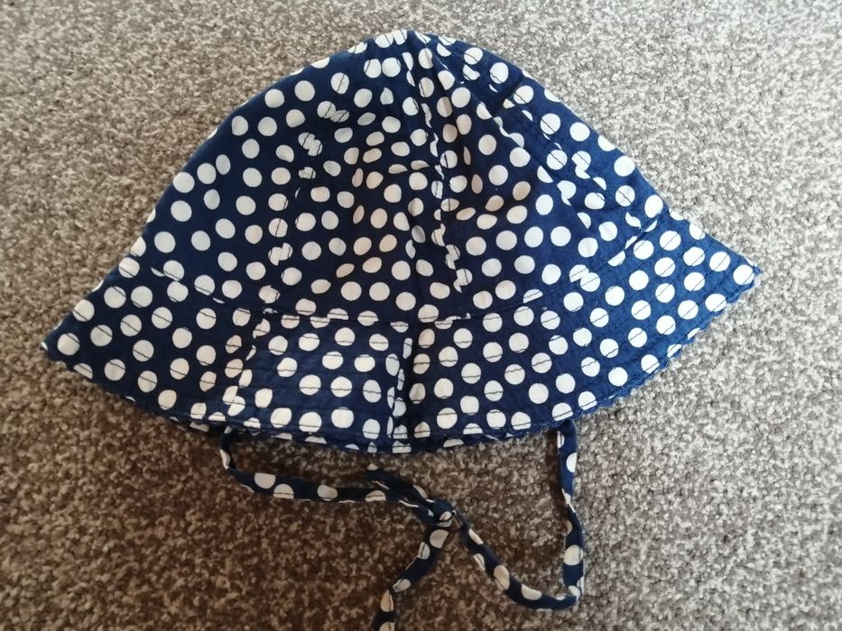 Czapka kapelusz granatowy w białe groszki H&M 74