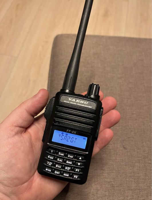 Raditelefon YEASU FT-4XE  VHF/UHF 5W