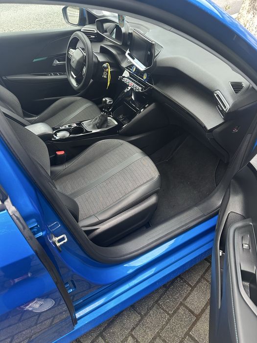 Peugeot 208 Allure