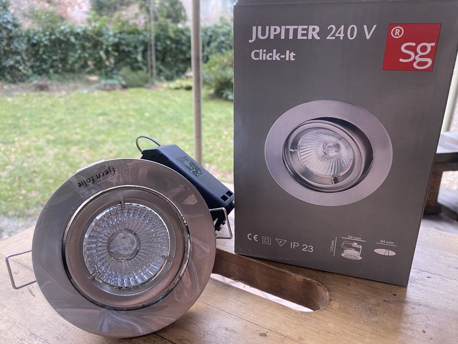 oprawa halogen SG z żarówką 50W,G10 OKAZJA! (mam 6 szt)