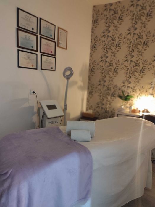 Massagem relaxante e Funcional estética para senhoras